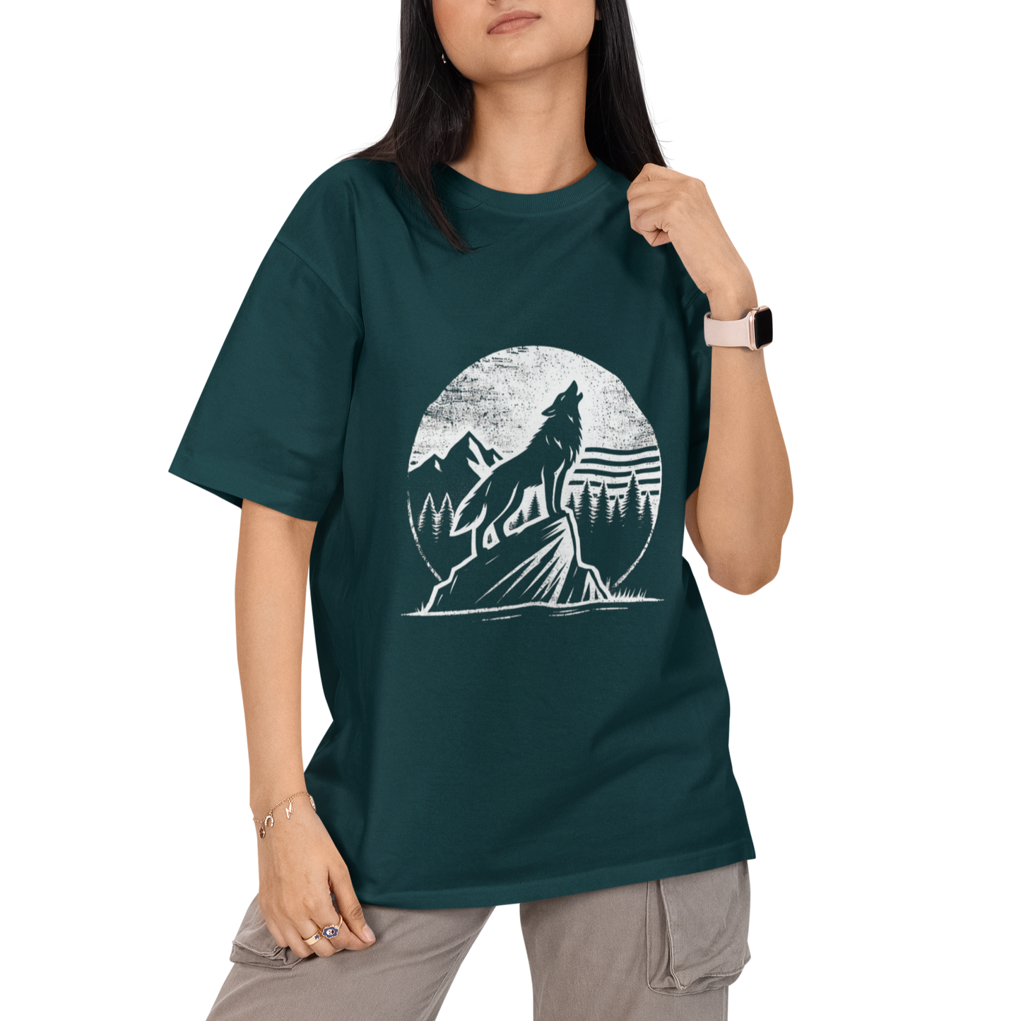 Howling Wolf Unisex Oversized T-Shirt